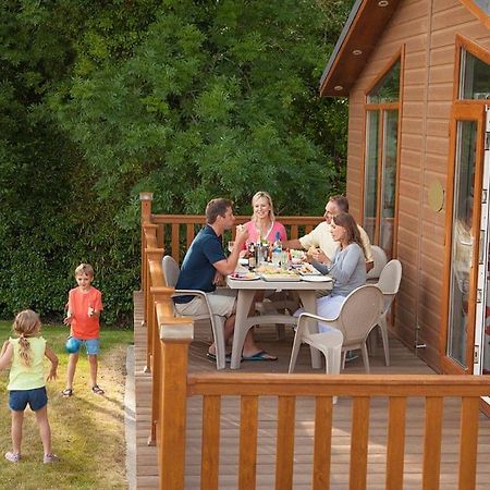 Hoburne Naish Hotel Highcliffe Buitenkant foto